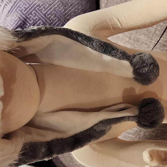 KIDS NEW FASHION ANIMAL HAT SIZE FITS 0NE SIZE WOLF. THIS HAT IS INSULATED - Picture 4 of 6